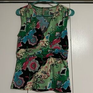 Cute sleeveless women’s top!